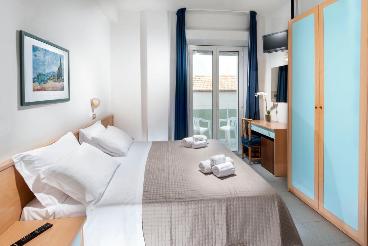 Hotel International Misano Adriatico Esterno foto